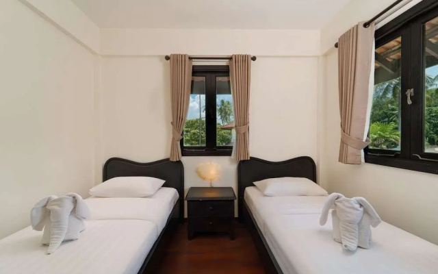 Banyu Biru Villa – Guest Rooms – Lagoi