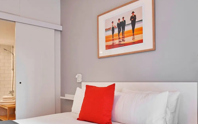 Love Local Life Near Sagrada Familia By Myrentalhost