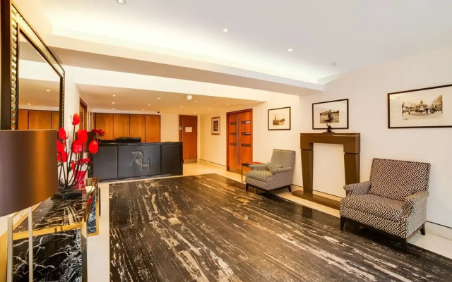 Pleasant Apartment In London Near Ismaili Center