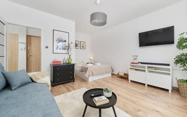 Railway Station Apartment by Renters