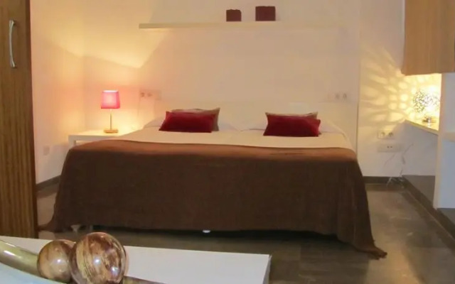 Apartamentos Living Valencia-Vitoria