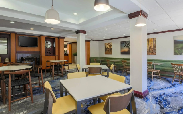 Fairfield Inn & Suites Mahwah
