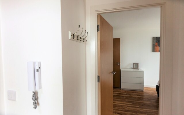 Beautiful Apartments in Media City