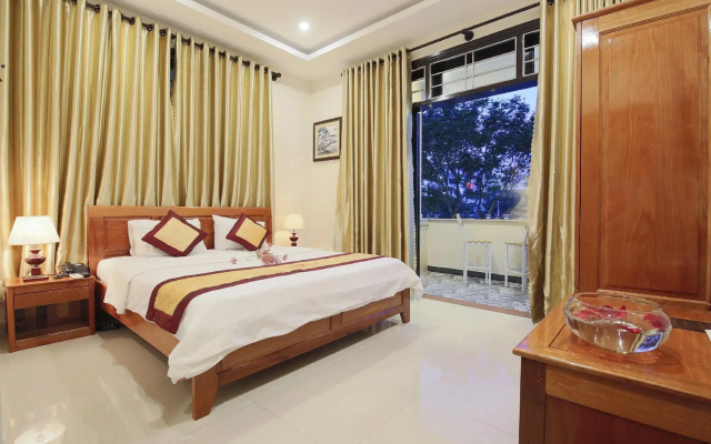 Dam Tien Hotel
