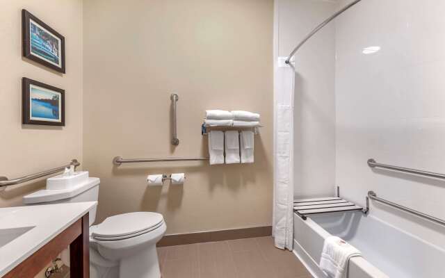 Comfort Inn & Suites Middletown - Franklin