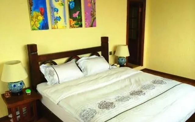 Dali Yuehai Shanqi Inn