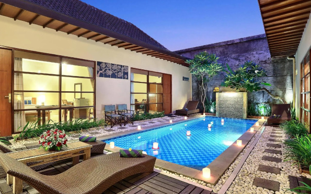 The Vie Villa Legian