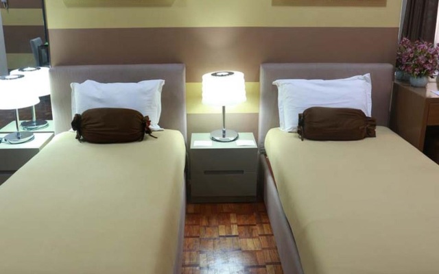 Prince Plaza II Hotel