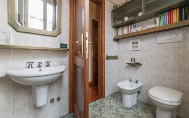 Domus Aurea & Colosseo Sweet Flat