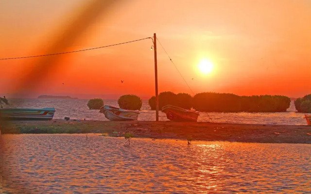 OYO 255 Atara Lagoon