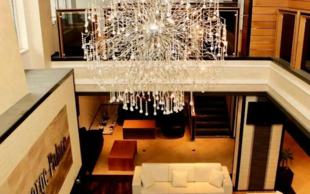 LAVISH PENTHOUSE - 2 en-suite bedrooms & SPA