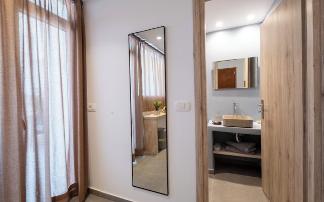 Sand Gem - Beach Apartments