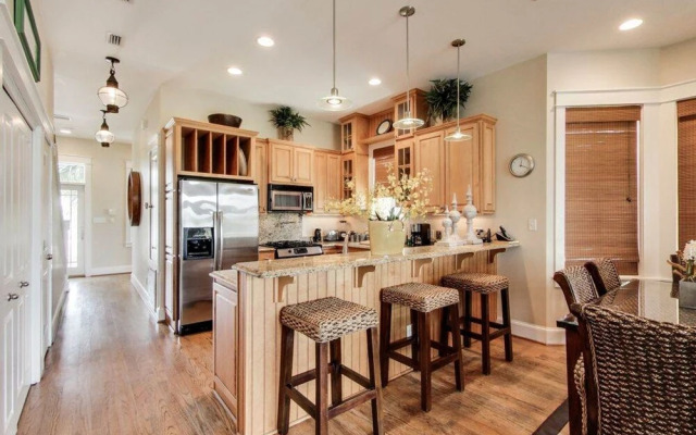 Just in Time at Destin Pointe