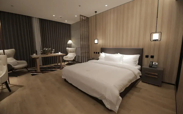 Lotus Blu Hotel Naga