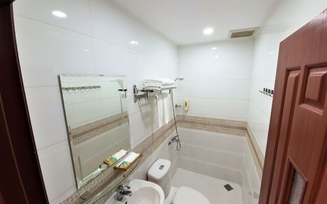 King Hotel Sai Gon Airport 