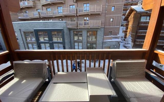 Luxury suite 70m2 balcon courchevel1850 parking