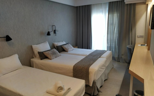 Minoa Hotel