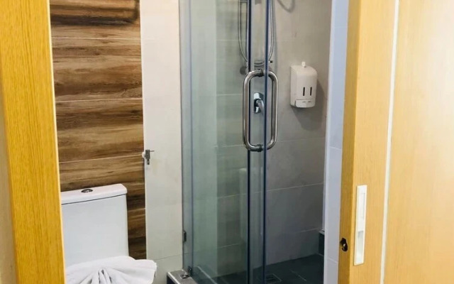 Ingnaam Hotel