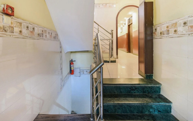 OYO 22322 Hotel Discovery Inn