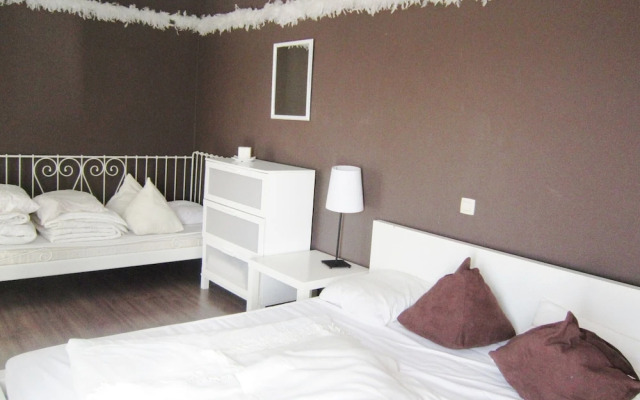 Luxury Villa in Stavelot with Hot Tub