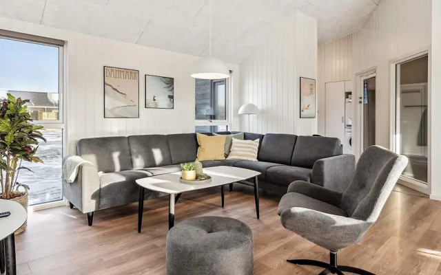 5 Star Holiday Home in Norre Nebel