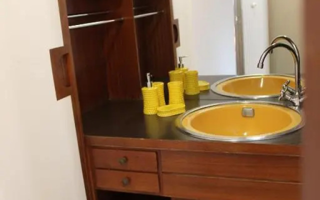 Comprensorio Olivetti - la Serra - Stanza 204