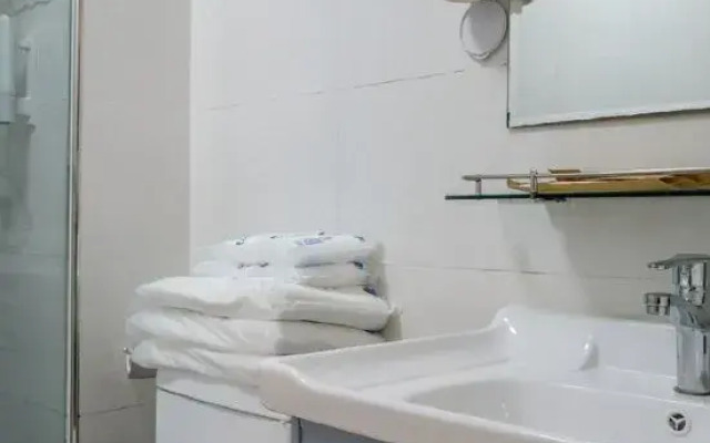 Anxin Youpin Hot Spring Hotel