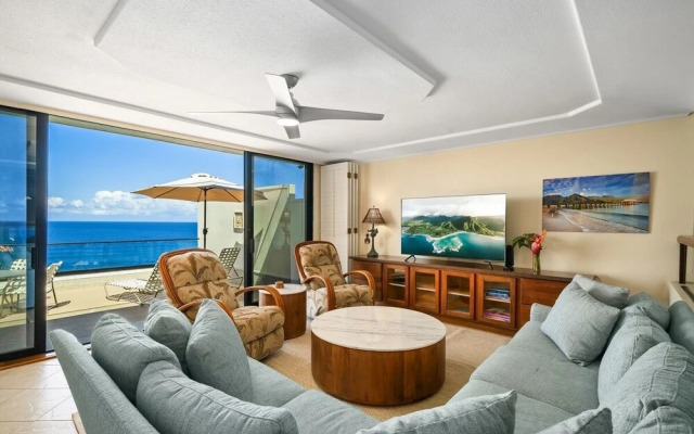 Puu Poa 306 2 Bedroom Condo