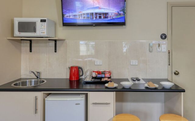 Prince of Wales Motel