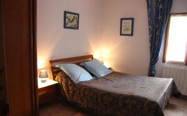 Chambre d'Hôte "Chez Antoinette et Charles"