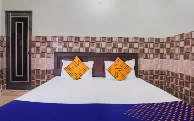 Hotel Himalaya by OYOooms