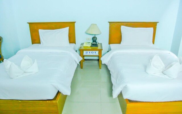 Chim Palace Hotel