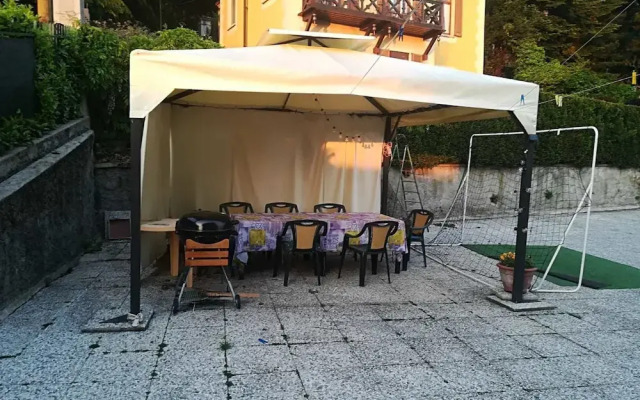 B&B Brunate Kangucavallo