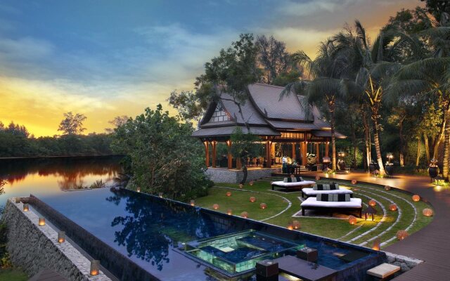 Double Pool Villas by Banyan Tree