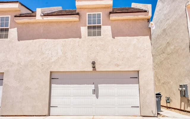Zion's Haven #f4 4 Bedroom Townhouse