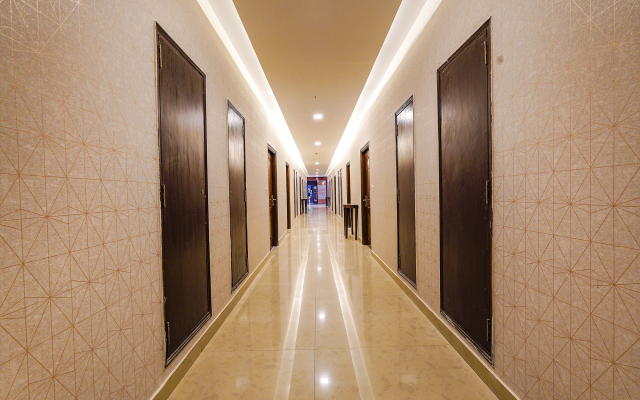 Fabhotel Chris