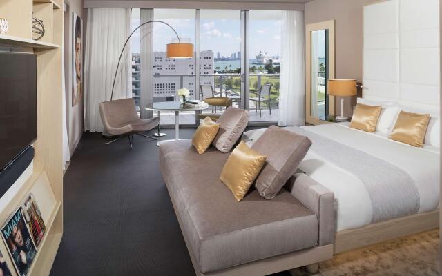 The Gabriel Miami Downtown, Curio Collection by Hilton