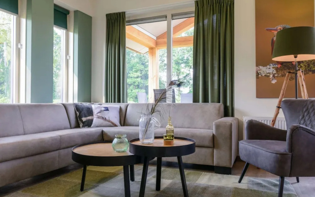 Attractive Bungalow with Covered Terrace near Veluwe