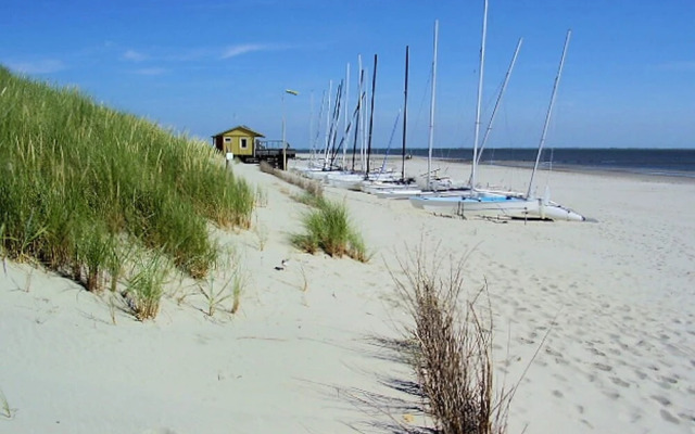Holiday Home With Private Garden by the sea