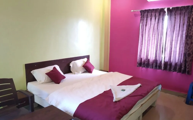 Hotel Savali Lodging