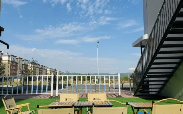 Joy mountain hotel