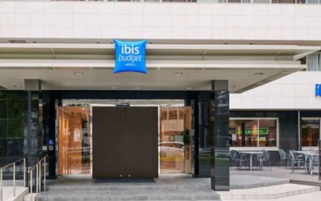 Ibis budget Osaka Umeda