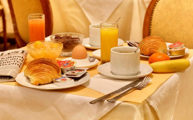 The Originals Hotels Paris Paix République