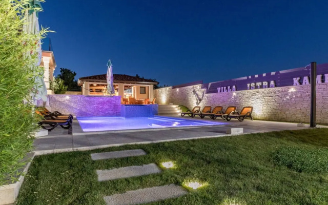 Istra Kamen Comfortable Holiday Residence