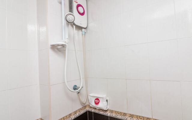NIDA Rooms Metro Inthamara 169