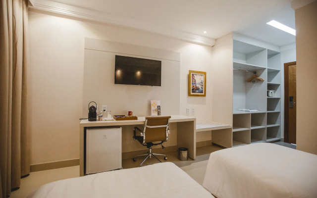 Golden Lis Hotel Boutique