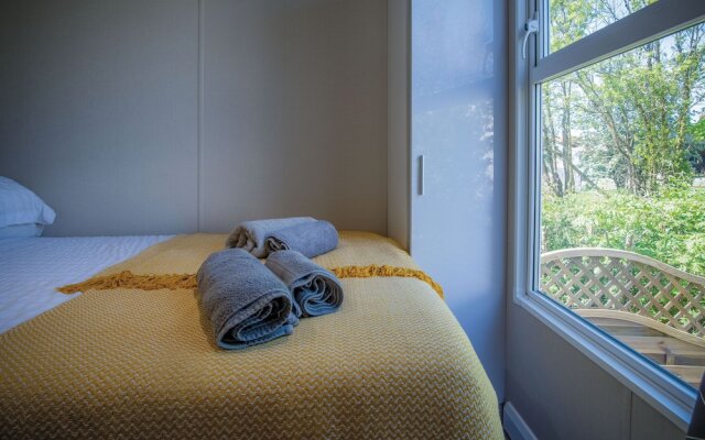 The Studio - 1 Bedroom Cabin - Amroth