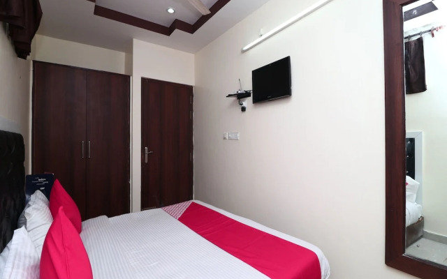 OYO 15794 Jatin Hotel