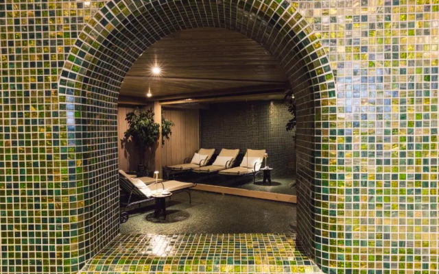 Hotel Auren