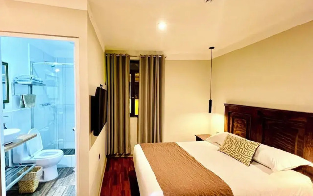 Hotel Montes Central